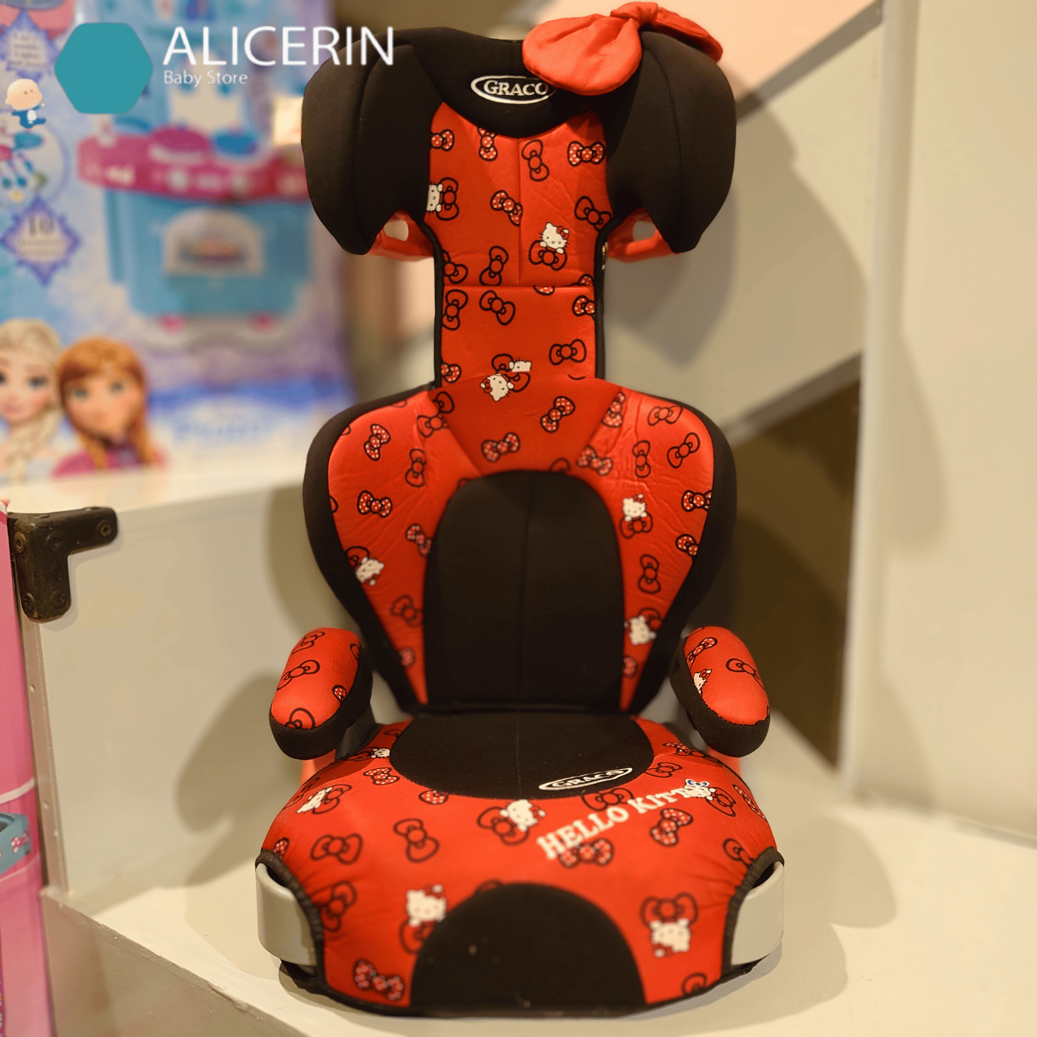 บูสเตอร์ Booster Seat "Graco" Junior Maxi Plus Limited Hello kitty ผ่านการตรวจมาตรฐานความปลอดภัยสินค้ามือสอง