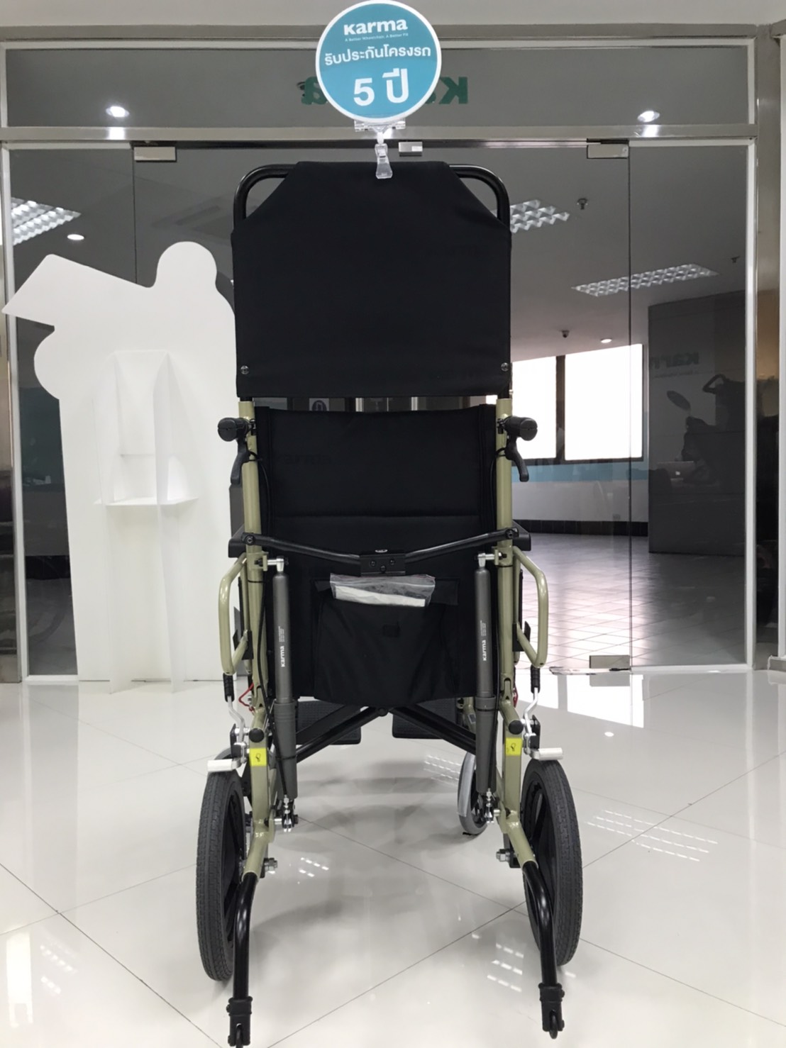 รถเข็นปรับเอนนอนได้ คาร์ม่า KARMA รุ่น KM5000 (WheelChair KARMA KM-5000) ปรับเอนได้ ถอดชิ้นส่วนได้ ช่วยให้ผู้ดูแล สะดวกสบายในการดูแลผู้ป่วยมากยิ่งขึ้น ของแท้ รับประกันศูนย์ไทย 5 ปี