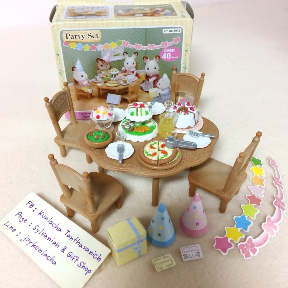 เซตปาร์ตี้สำหรับงานเลี้ยงในโอกาสพิเศษต่างๆ คุ้มมาก ซิลวาเนียน Party Set : Sylvanian Families