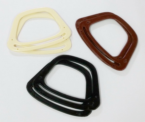หูกระเป๋าพลาสติค ทรงสีเหลี่ยมคางหมู Trapezoid Plastic Bag Handle