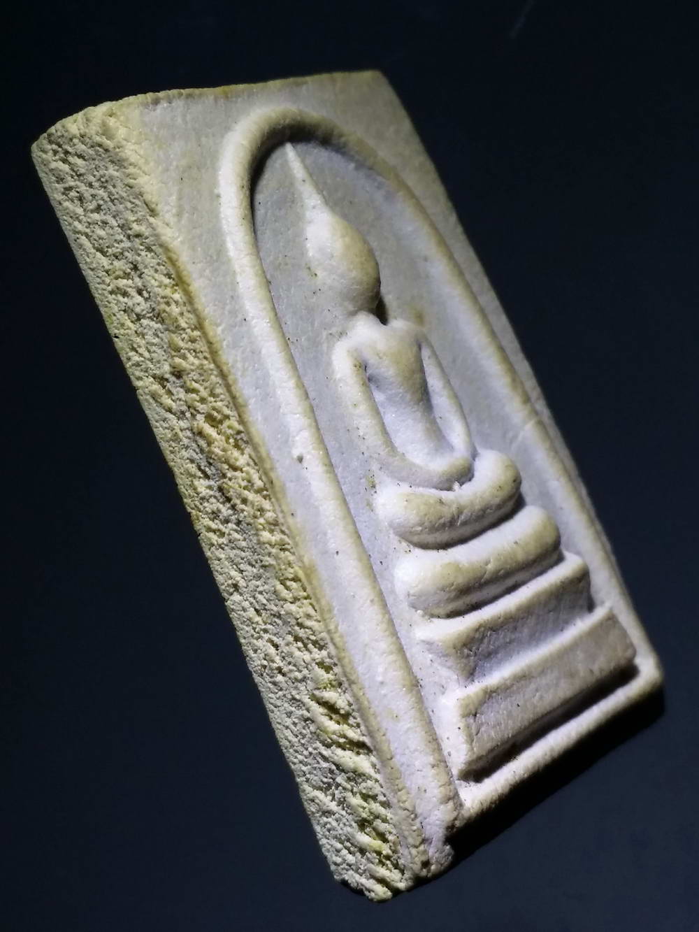 รหัสสินค้า พระมีกล่อง 190 พระสมเด็จเนื้อผงหลังสมเด็จพุฒาจารย์โต พรหมรังสี วัดช่องลม อำเภอเมือง จังหวัดสมุทรสงคราม รุ่นสร้างวิหาร ปี 2537