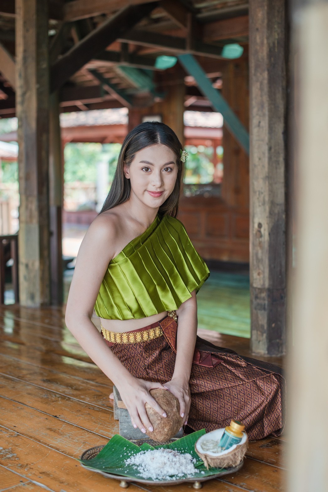 น้ำมันมะพร้าวเมอเมด โฉมใหม่ขวดทอง