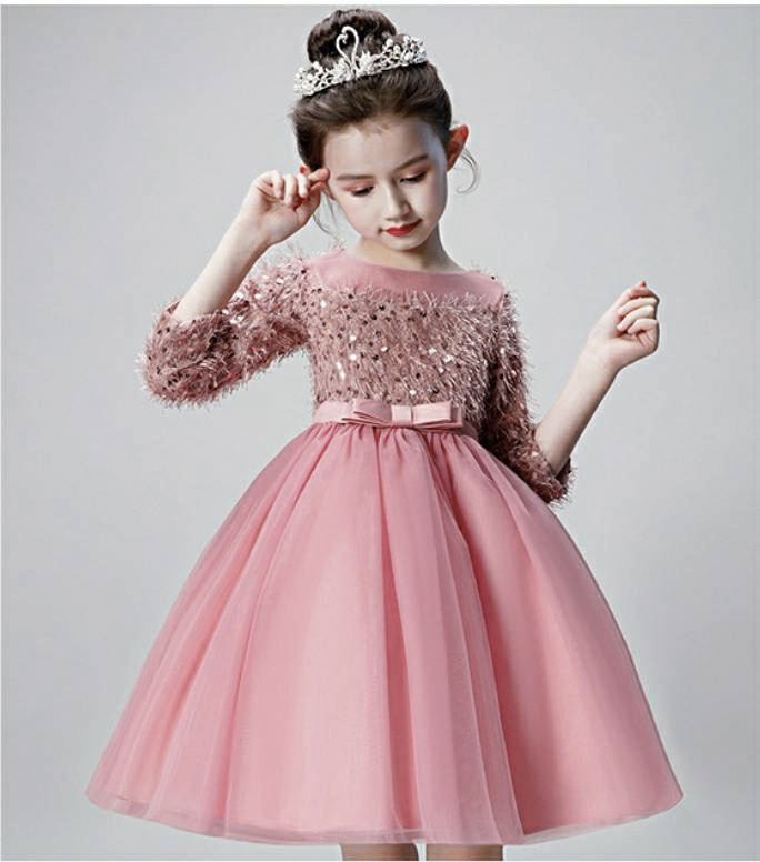 Gd3735- พร้อมส่งจากไทย ชุดราตรีเด็กสีชมพู ออกสีกลีบบัวสวยมีสไตล์ ติดเลื่อม ขนเสื้อนุ่มนิ่มสวยหรู ชุดออกงานเด็กหญิงทรงสั้น แขนยาว