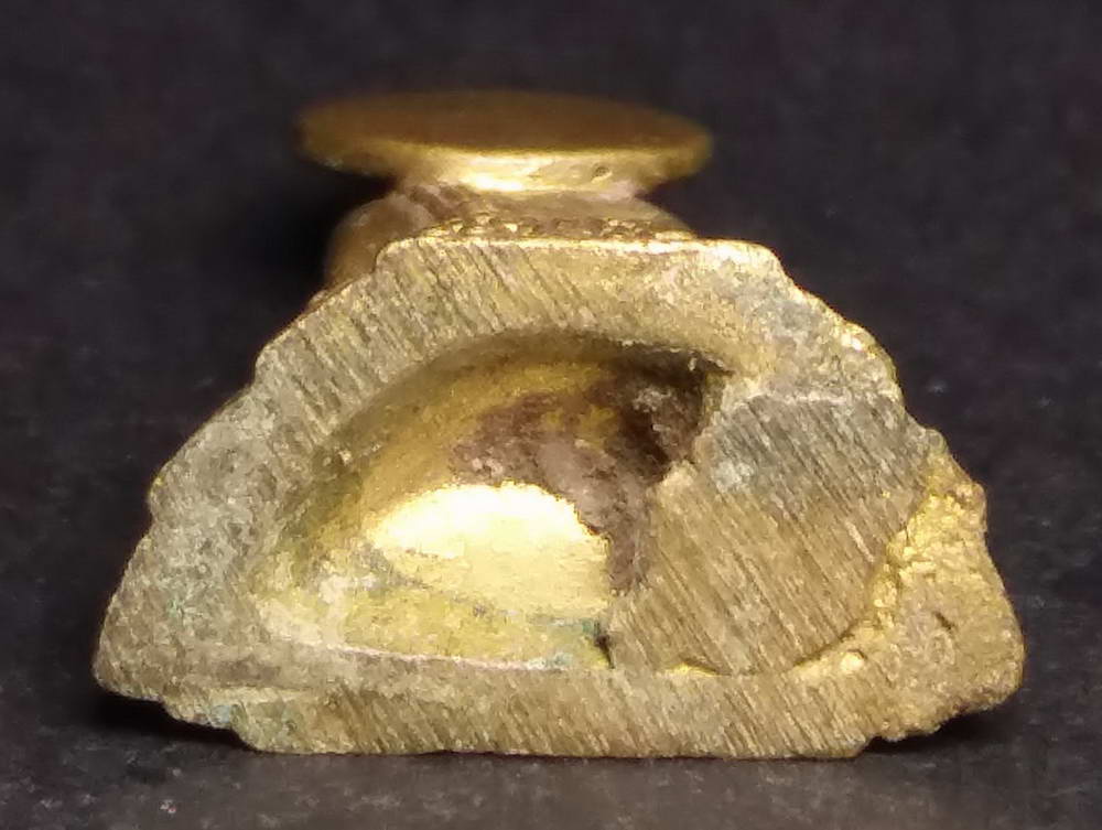 รหัสสินค้า พระกริ่ง พระหล่อ 155 รูปหล่อรุ่น 1 เนื้อทองผสม หลวงพ่อเศรษฐี วัดศรีวนาราม สร้างปี 2548 พระรายการนี้ให้เช่าบูชาแล้ว