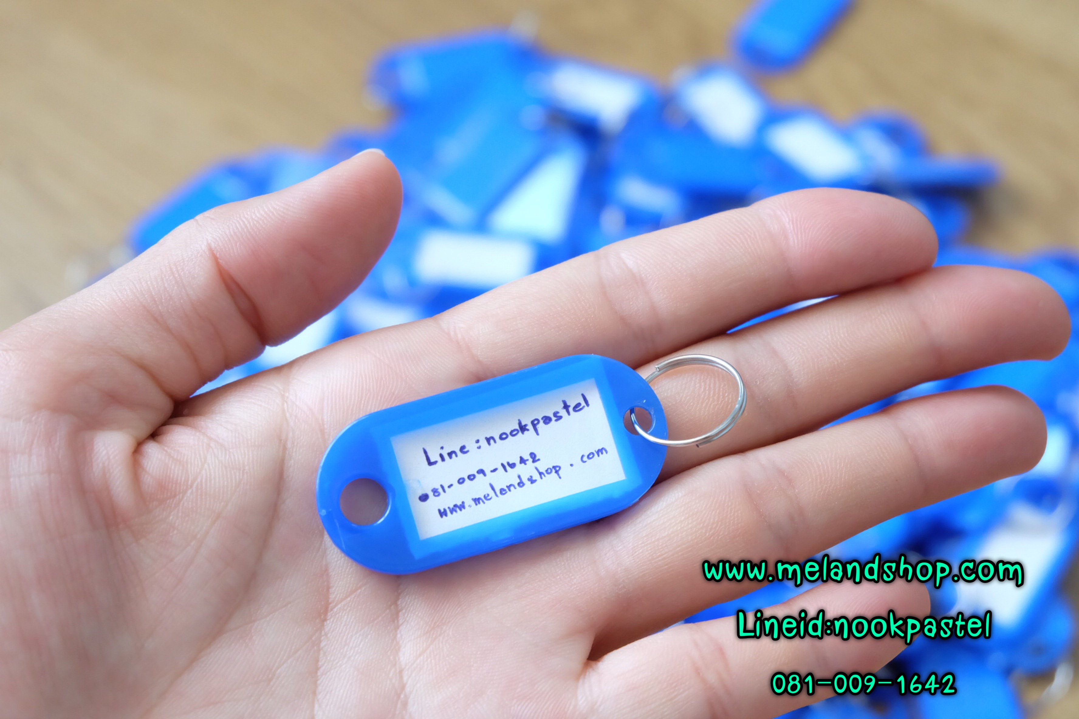 พวงกุญแจป้ายชื่อ พวงกุญแจเขียนชื่อ มีหลายสี สินค้าพร้อมส่ง