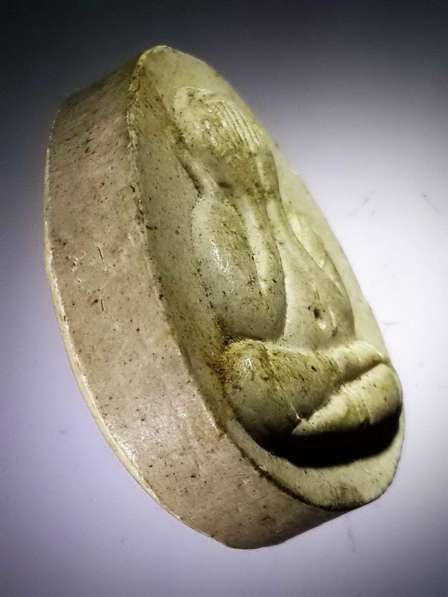 รหัสสินค้า พระปิดตา ทั่วไป 202 พระปิดตาเนื้อผง สมเด็จพระญาณสังวร วัดบวรนิเวศวิหาร กรุงเทพฯ ไม่ทราบปีที่สร้าง