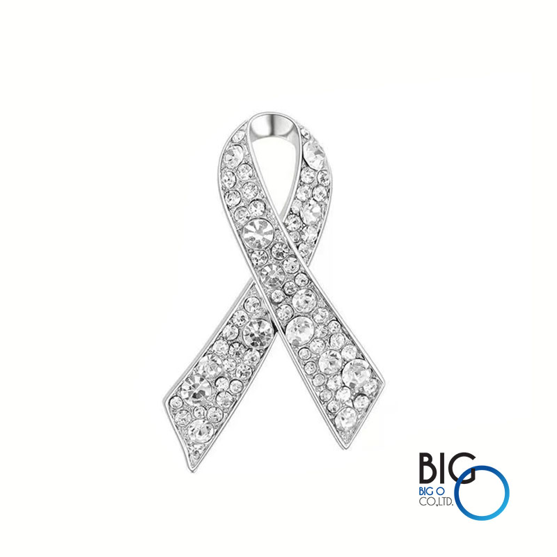 เข็มกลัดริบบิ้นประดับเพชร