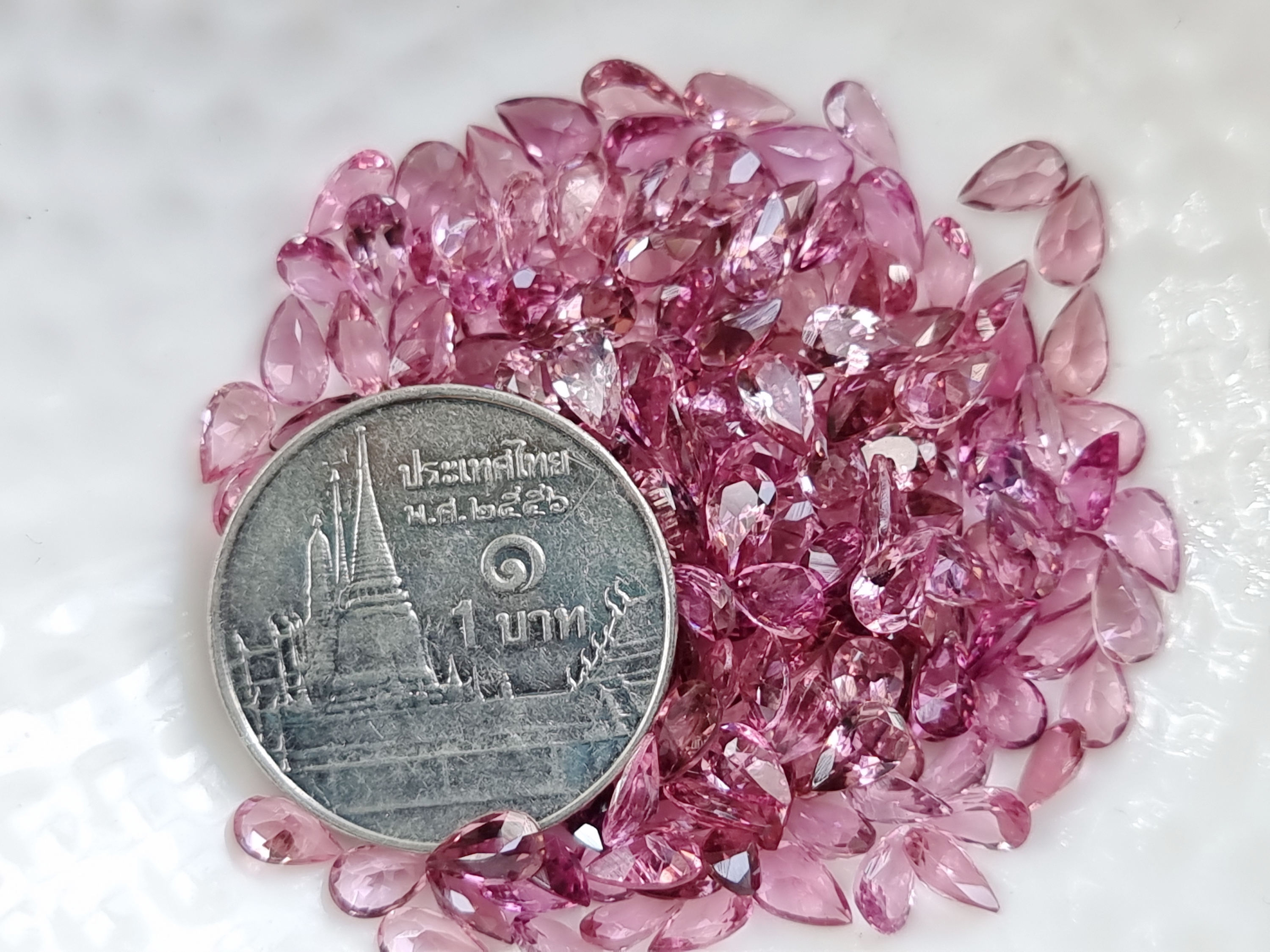 พิ้งค์ทัวมาลีนหยดน้ำ 5×3 มม. 1 กะรัต