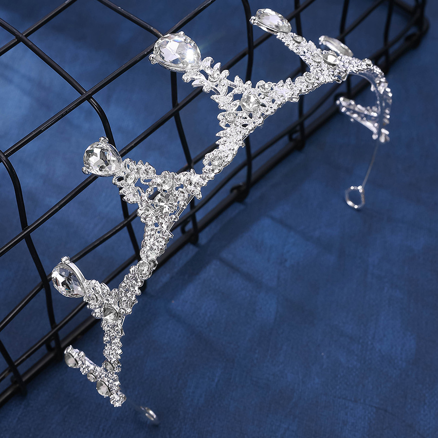 As11551 มงกุฎเพชรแวววาว แบบใช้กิีบเสียบ ขนาดรองใหญ่สวยงามเหมือนแบบใช้ได้ตั้งแต่เด็ก9ขวบถึง-เด็กโต หรือผู้ใหญ่