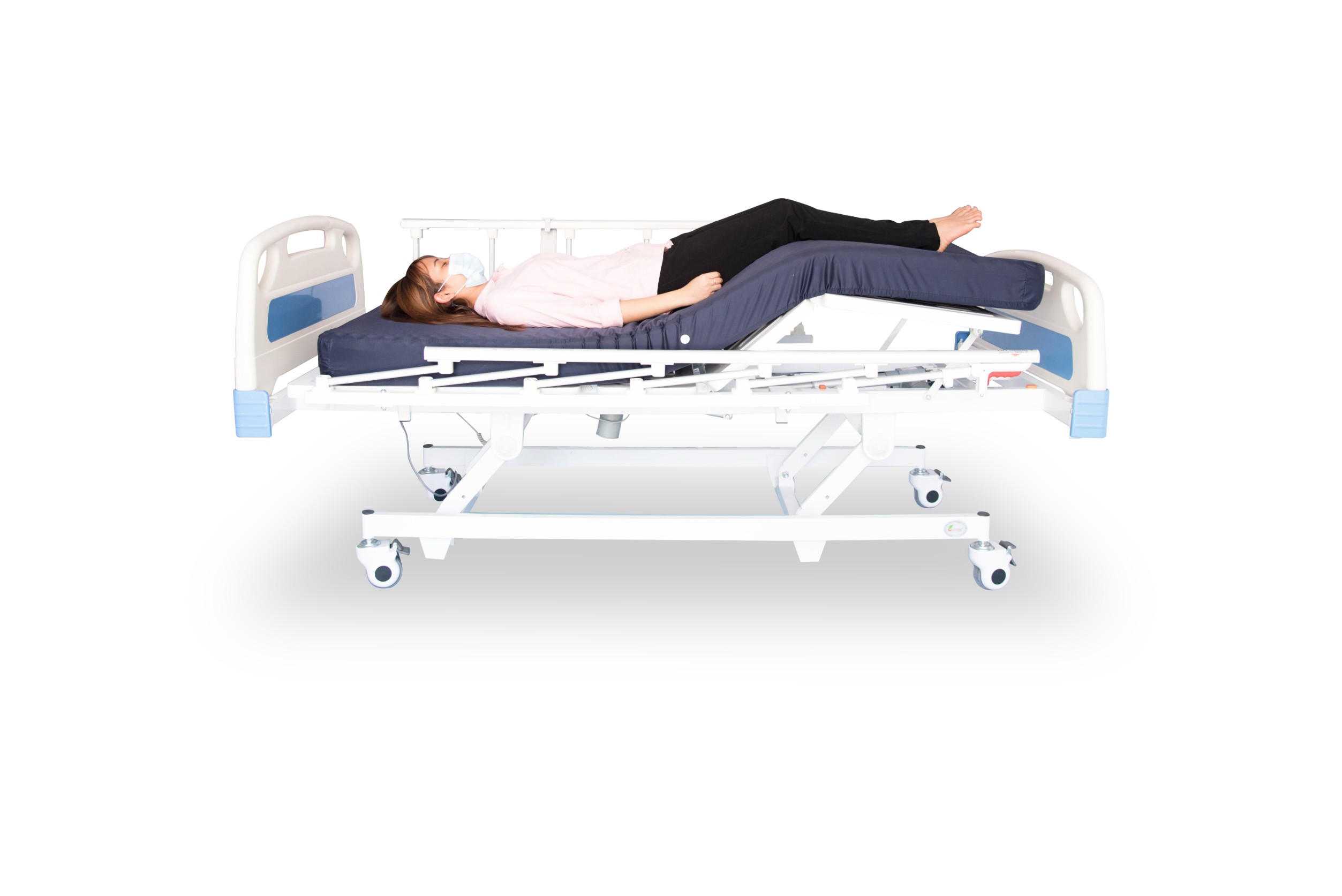 เตียงผู้ป่วยปรับไฟฟ้า 4 ฟังก์ชั่น SUPER LOW หัวท้าย ABS ราวสไลด์ I ปรับเตียงต่ำพิเศษ 35 ซม.+ แถมพิเศษ ฟูกที่นอน 4 ตอน + ชุดผ้าปูที่นอน ปลอกหมอน + ผ้ายางกันเปื้อน
