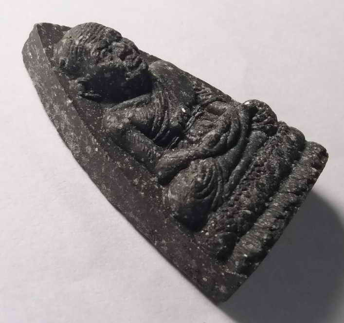 รหัสสินค้า พระเนื้อดิน เนื้อผง เนื้อว่าน 479 หลวงปู่ทวดเนื้อผงใบลาน วัดช้างให้ จังหวัดปัตตานี ไม่ทราบปีที่สร้าง