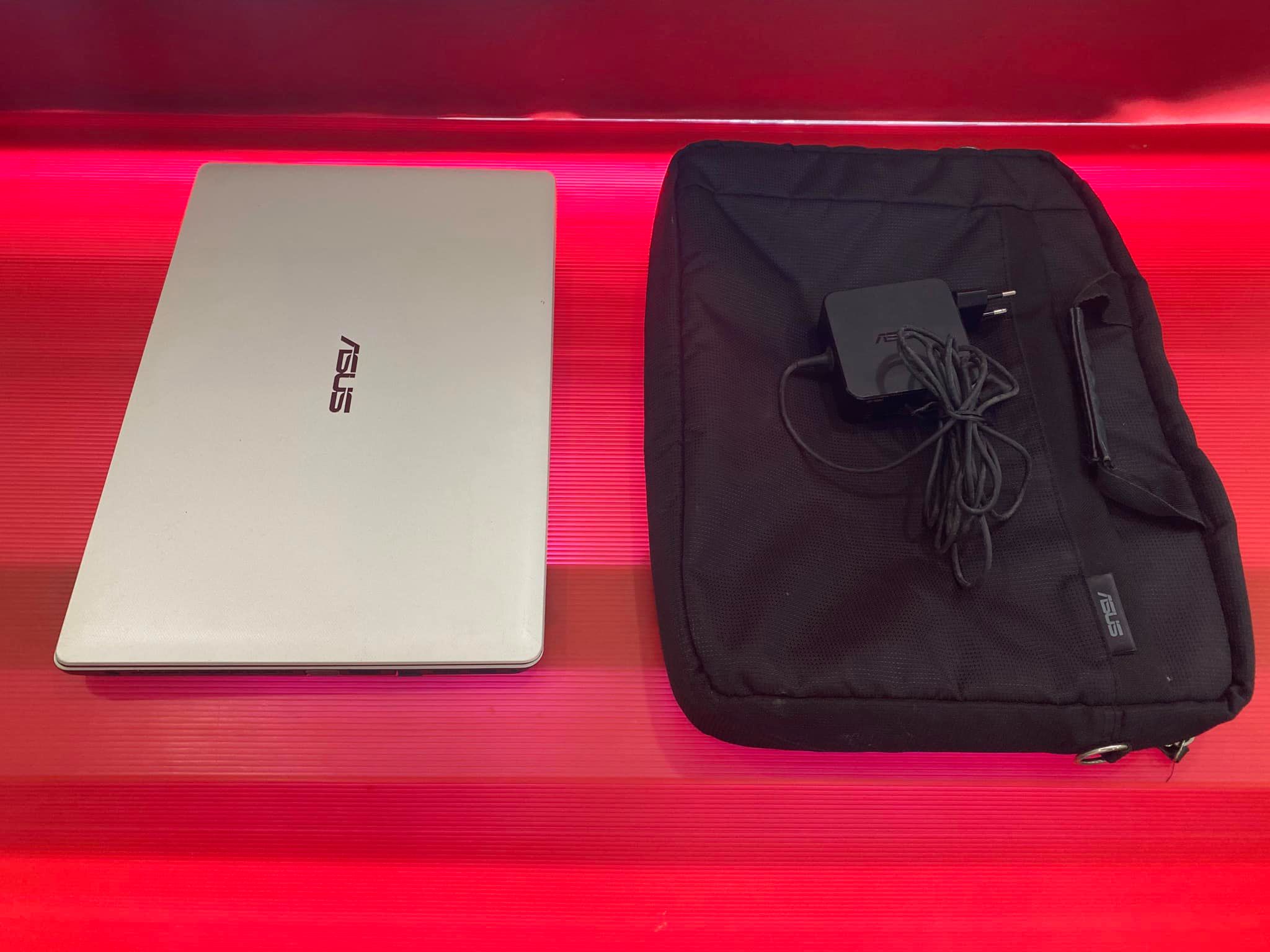 ( SOLD OUT ) ASUS X452CP-VX015D