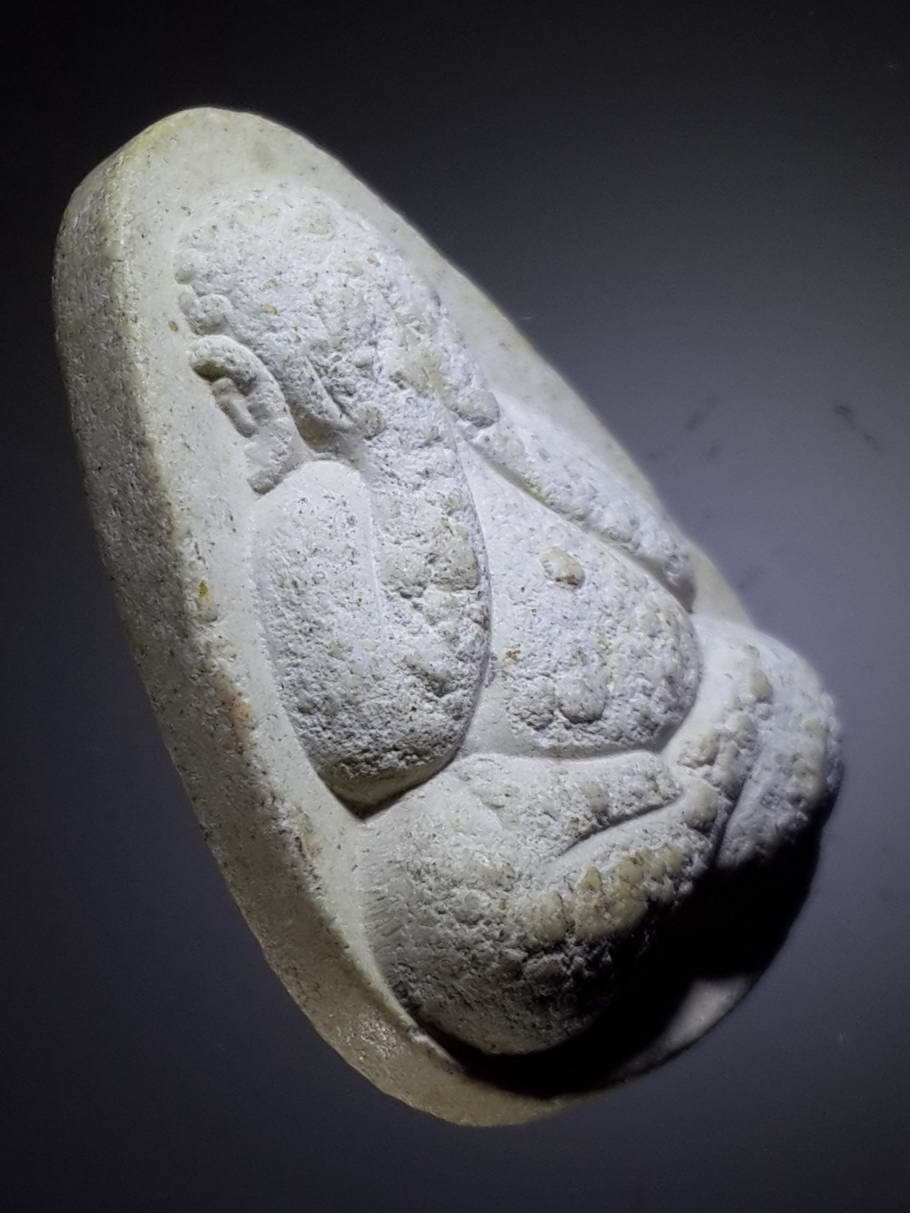 รหัสสินค้า พระปิดตา ทั่วไป 182 พระปิดตาเนื้อผง หลังอูม ไม่ทราบที่ เนื้อหาเก่า มีอายุ