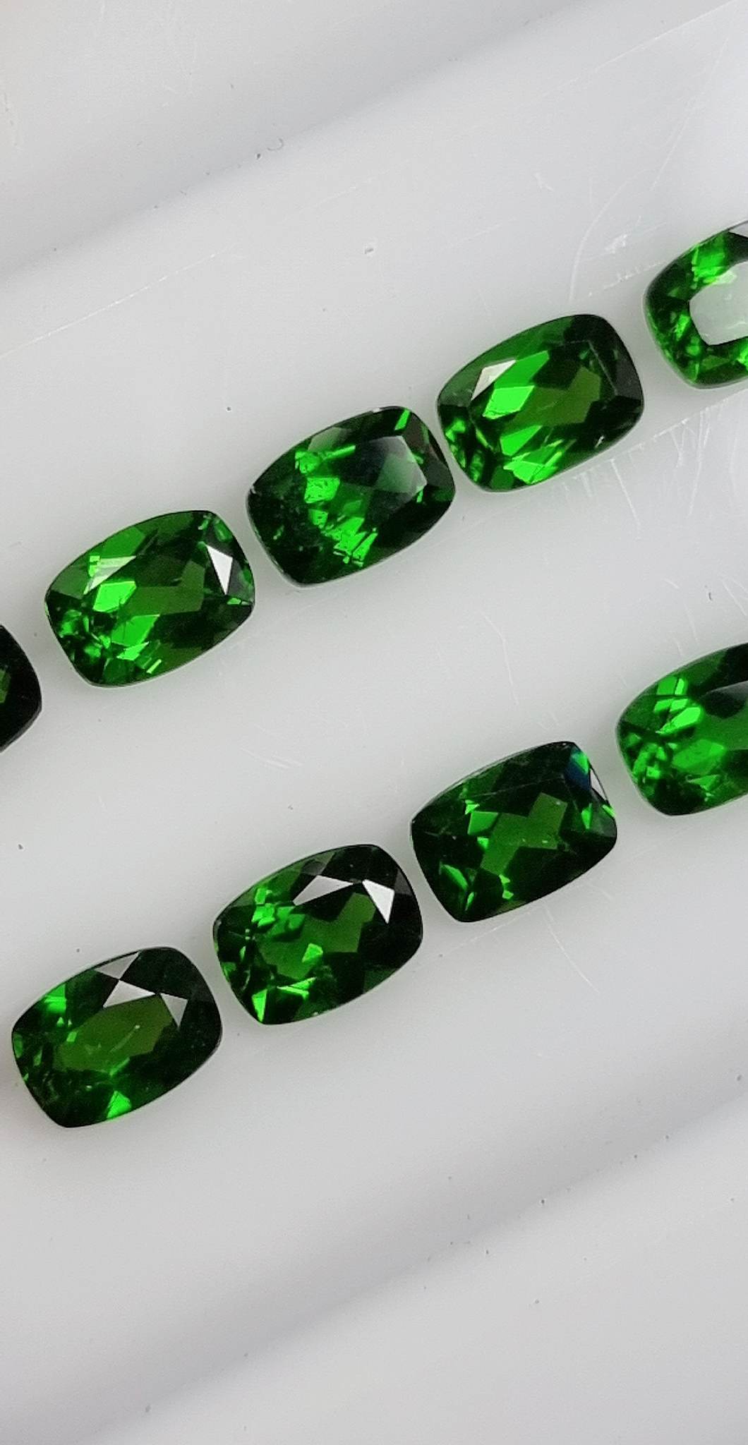 โครมไดออฟไซด์คูชั่น 7x5 mm. 1 เม็ด