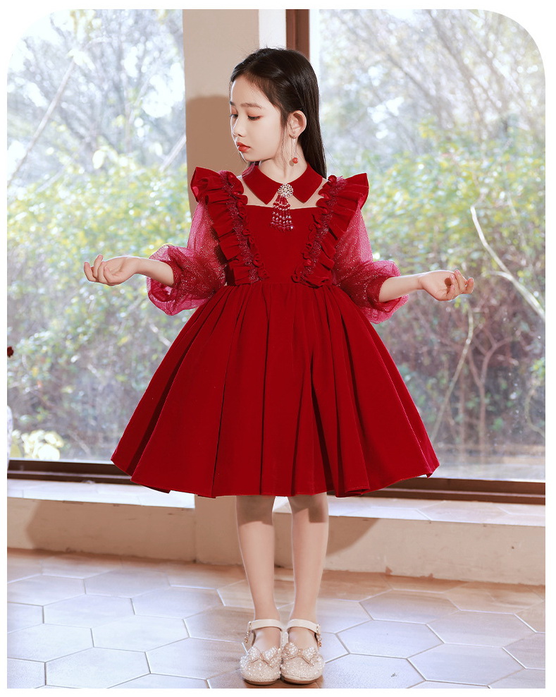 Gd3911- พร้อมส่งจากไทย ชุดออกงานเด็กหญิงสีแดง ผ้ากำมะหยี่สวยนุ่มนวลผิว แขนยาวซีทรูสุดหรูหรา ตกแต่งสวยดูดีมีสไตล์ ชุดราตรีเด็กทรงสั้น ชุดออกงานการแสดง