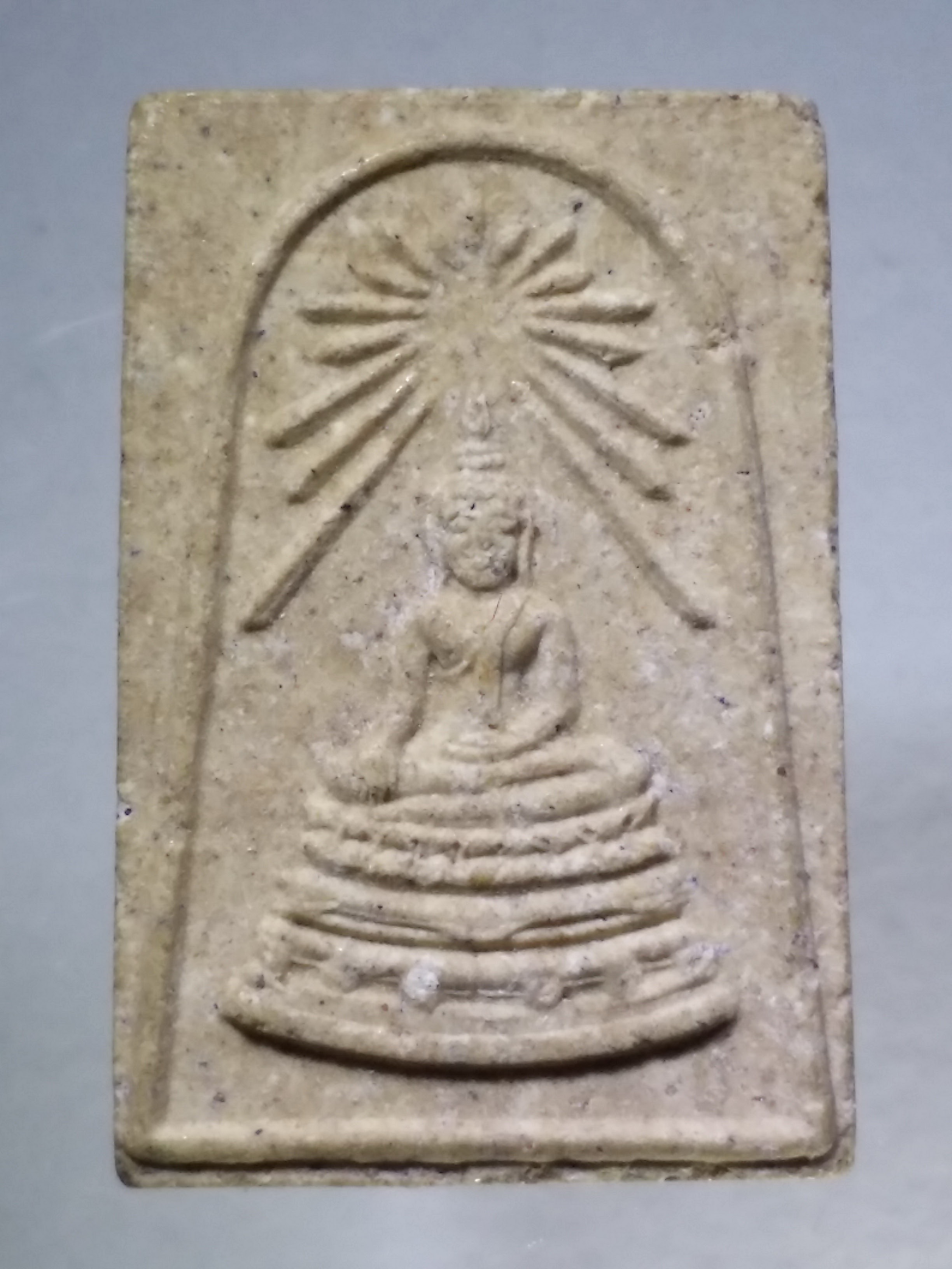 รหัสสินค้า พระเนื้อดิน เนื้อผง เนื้อว่าน 1394 สมเด็จพระศาสดาเนื้อผง พิมพ์คะแนน วัดบวรนิเวศวิหาร กรุงเทพฯ สร้างปี 2534