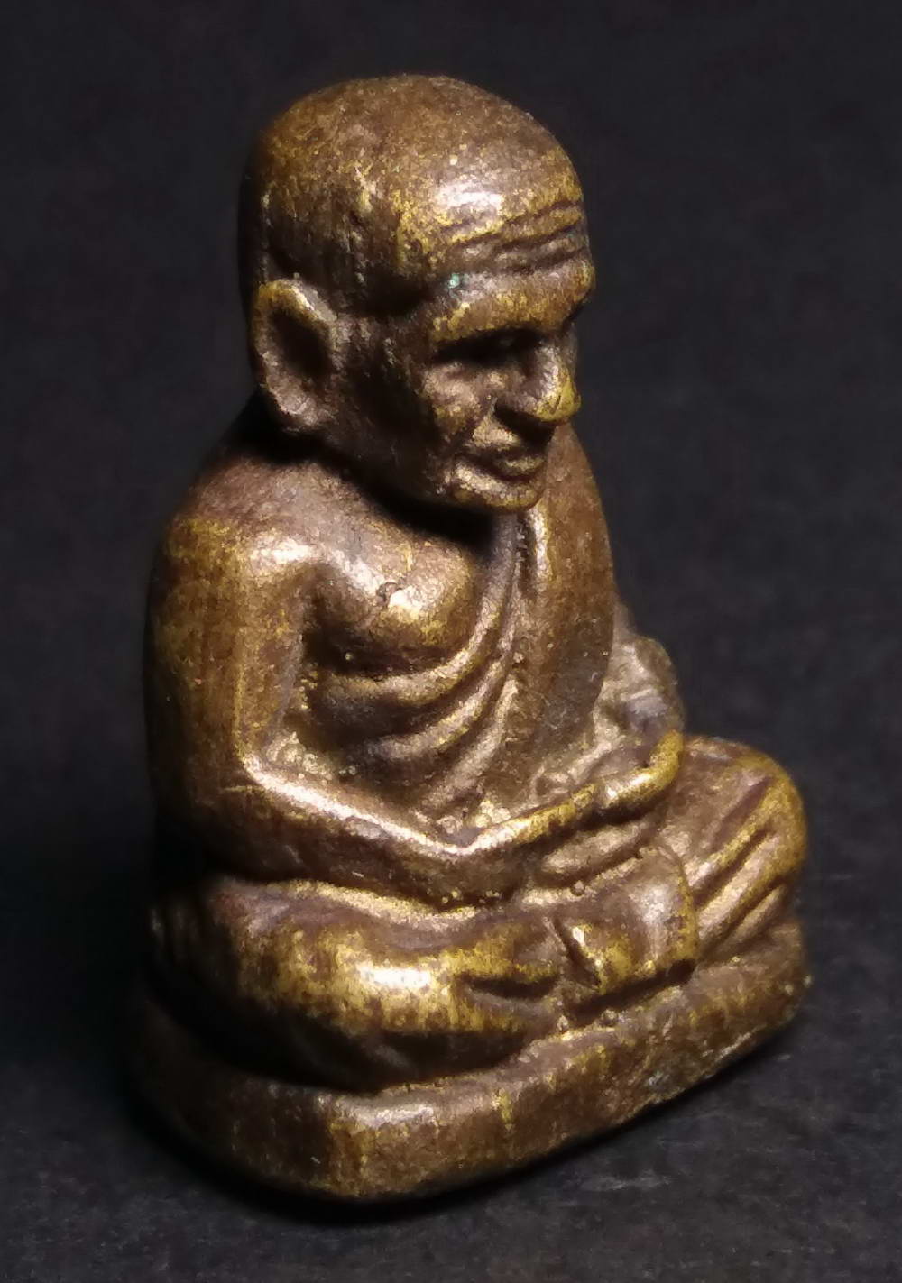 รหัสสินค้า พระกริ่ง พระหล่อ 106 รูปหล่อหลวงพ่อเงิน วัดบางคลาน จังหวัดพิจิตร หล่อโบราณเทช่อ ตอกโค๊ตเลข ๙ ไม่ทราบปีที่สร้าง พระรายการนี้ให้เช่าบูชาแล้ว