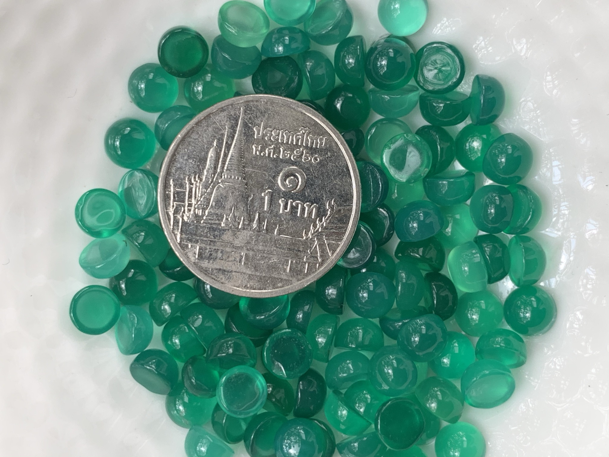 โมรากลมหลังเบี้ย 5 มม. 20 กะรัต