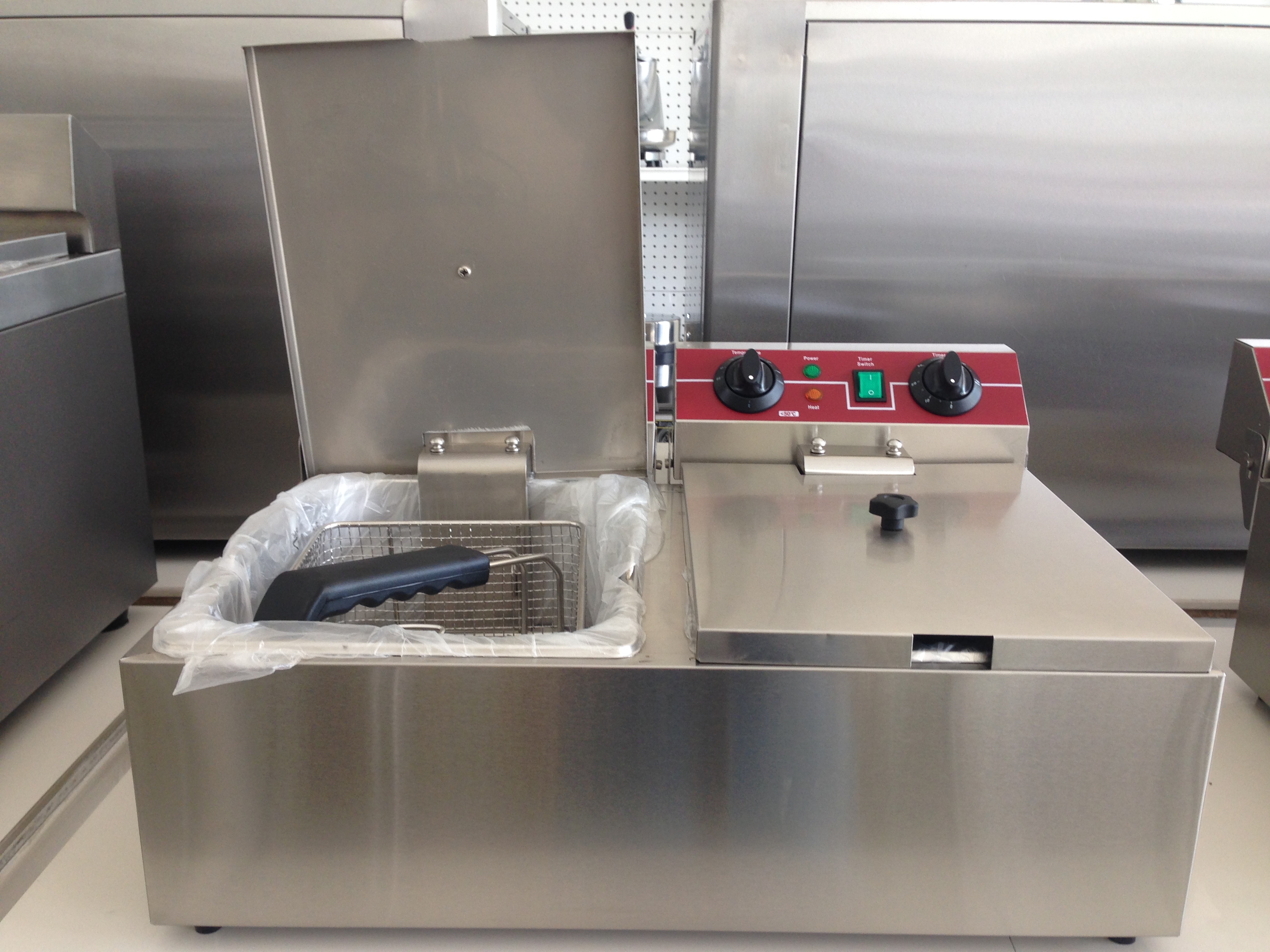 เตาทอดน้ำลึก 17 ลิตร 2 ถัง Si-DFE-102