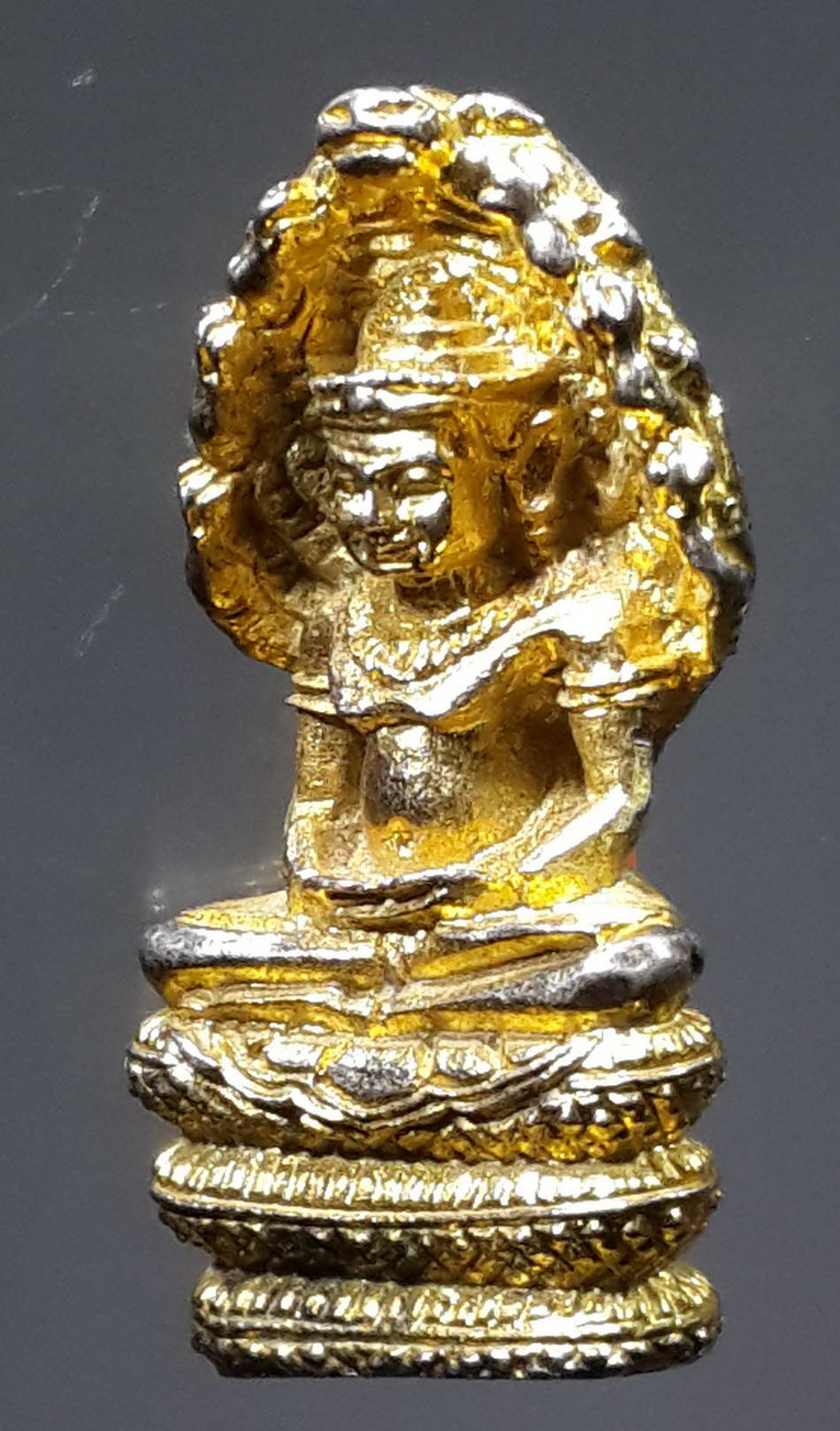 รหัสสินค้า พระกริ่ง พระหล่อ 294 รูปหล่อกะะไหล่ทอง หลวงพ่อศิลา วัดทุ่งเสลี่ยม จังหวัดสุโขทัย