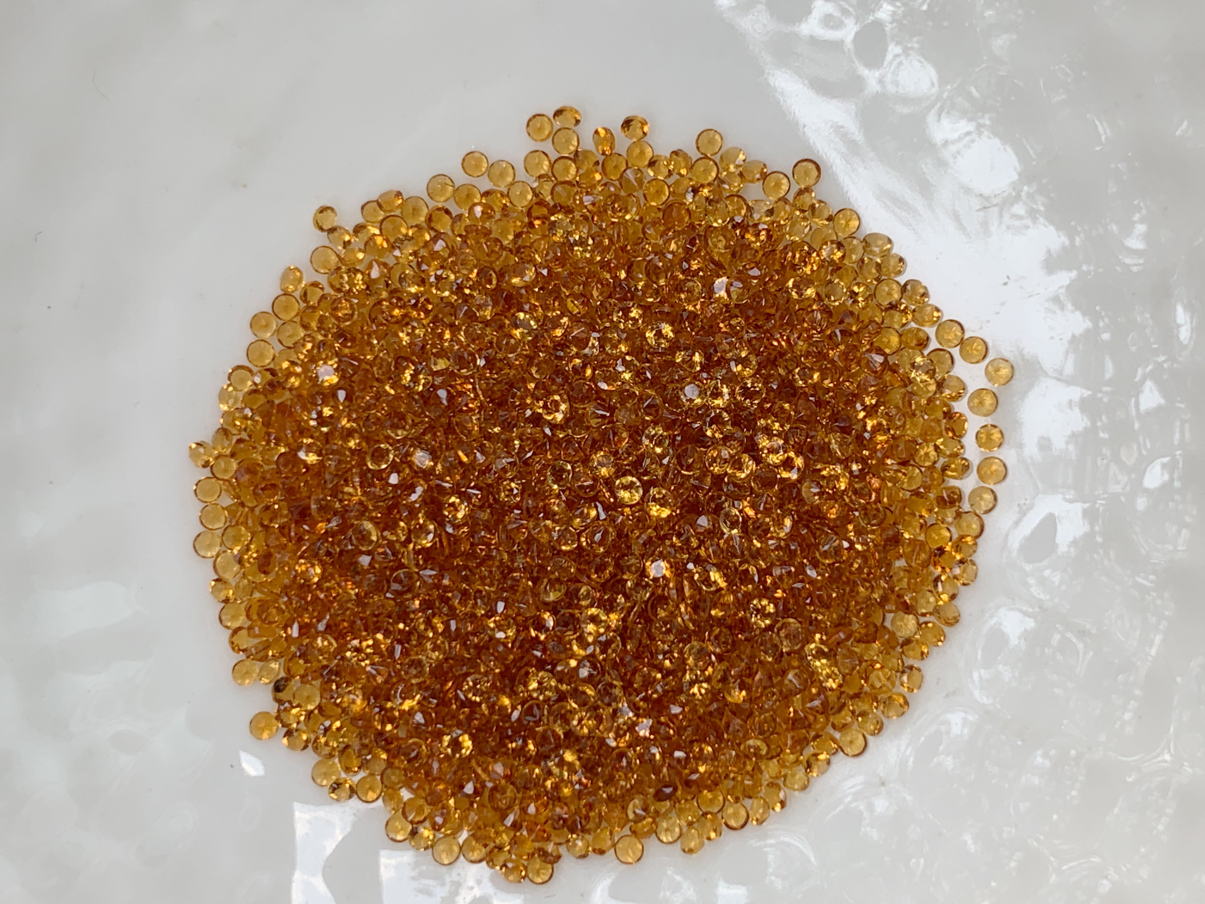 Citrine ซิทรินเข้มกลม 1.25 มม. 5 กะรัต