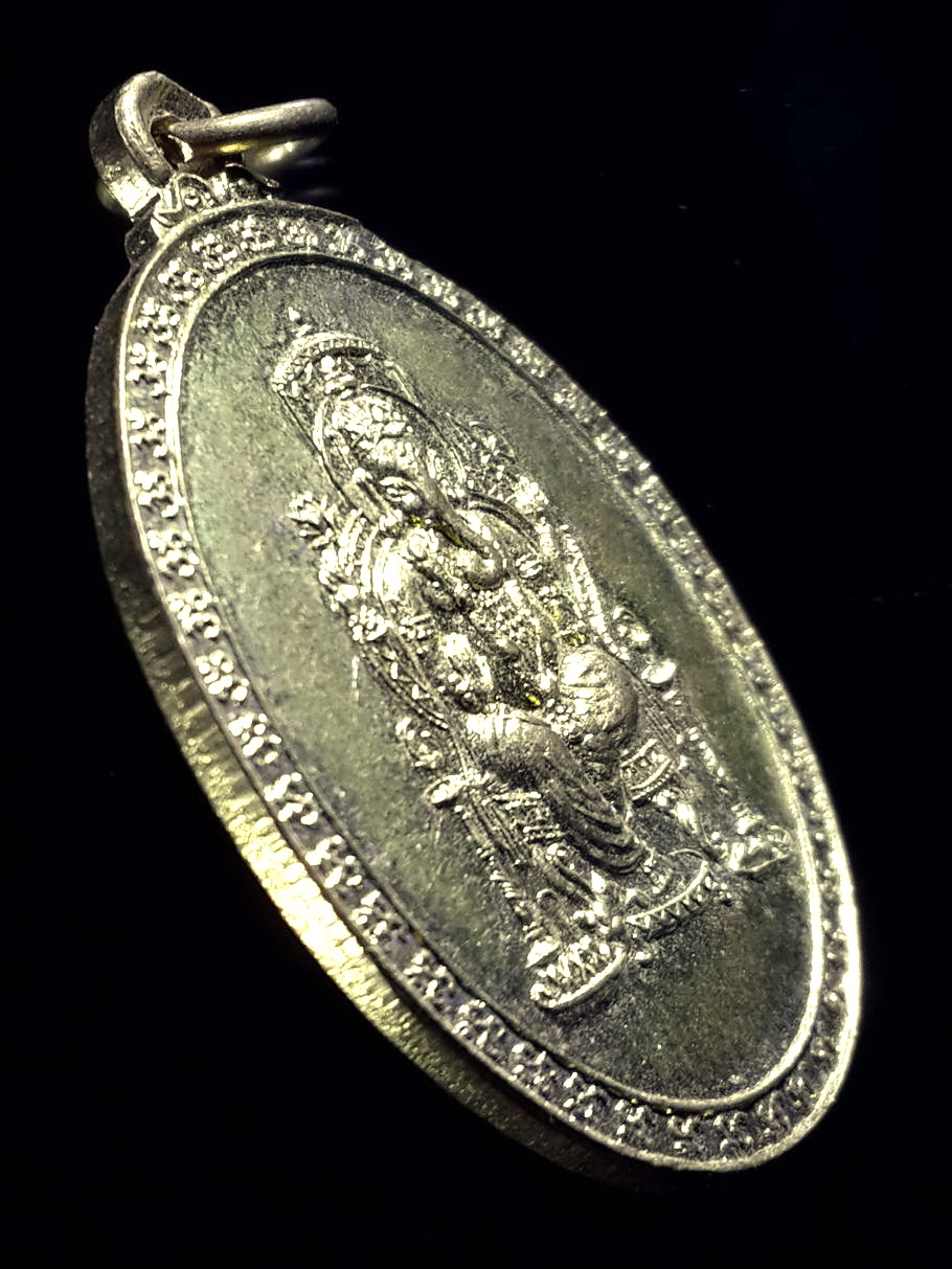 รหัสสินค้า เทพจีน - เทพฮินดู 074 เหรียญทองฝาบาตร พระพิฆเณศวร ไม่ทราบสำนัก พระรายการนี้ให้เช่าบูชาแล้ว