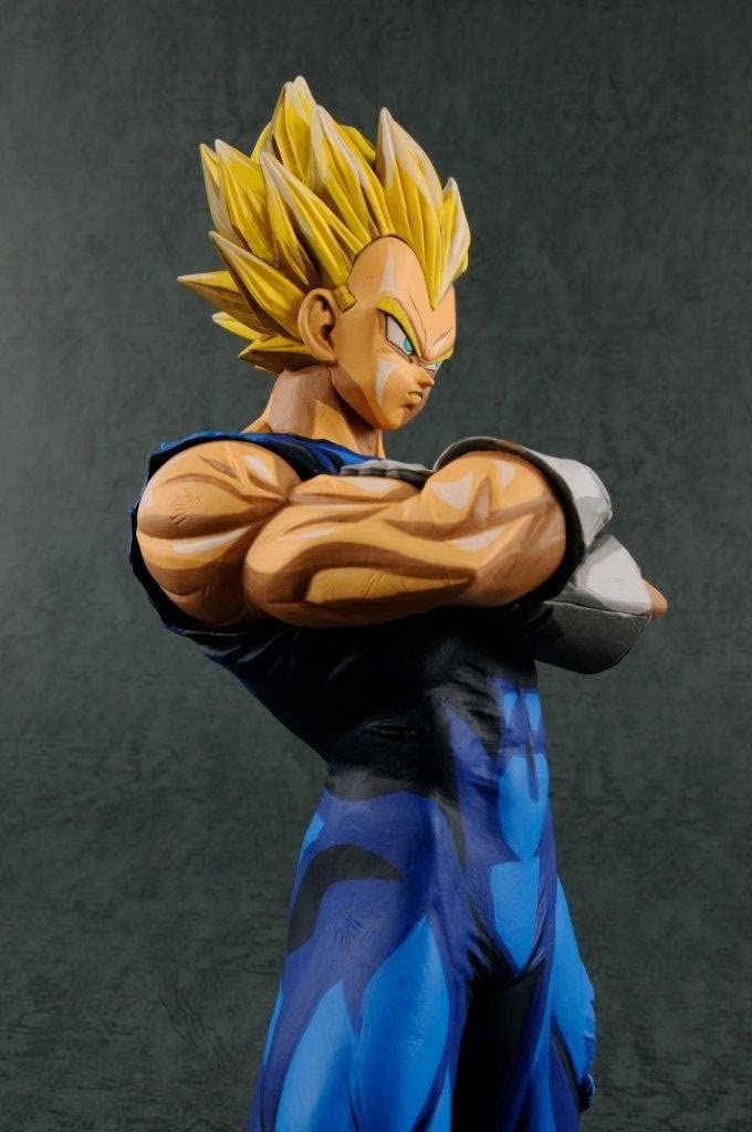 เปิดรับPreorder มีค่ามัดจำ 400 บาท Grandista SUPER SAIYAN VEGETA -Manga Dimensions สูง 26cm