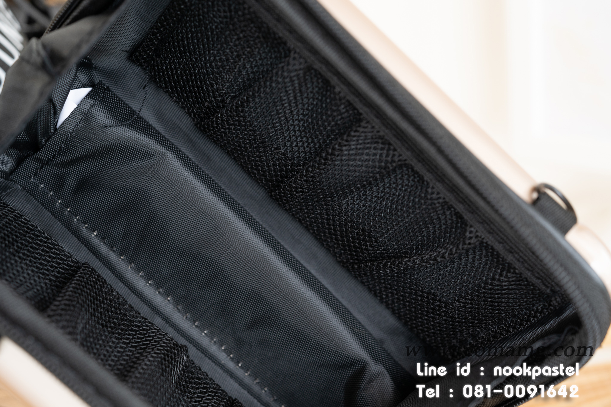 กระเป๋าเดินทางจิ๋ว Forever young