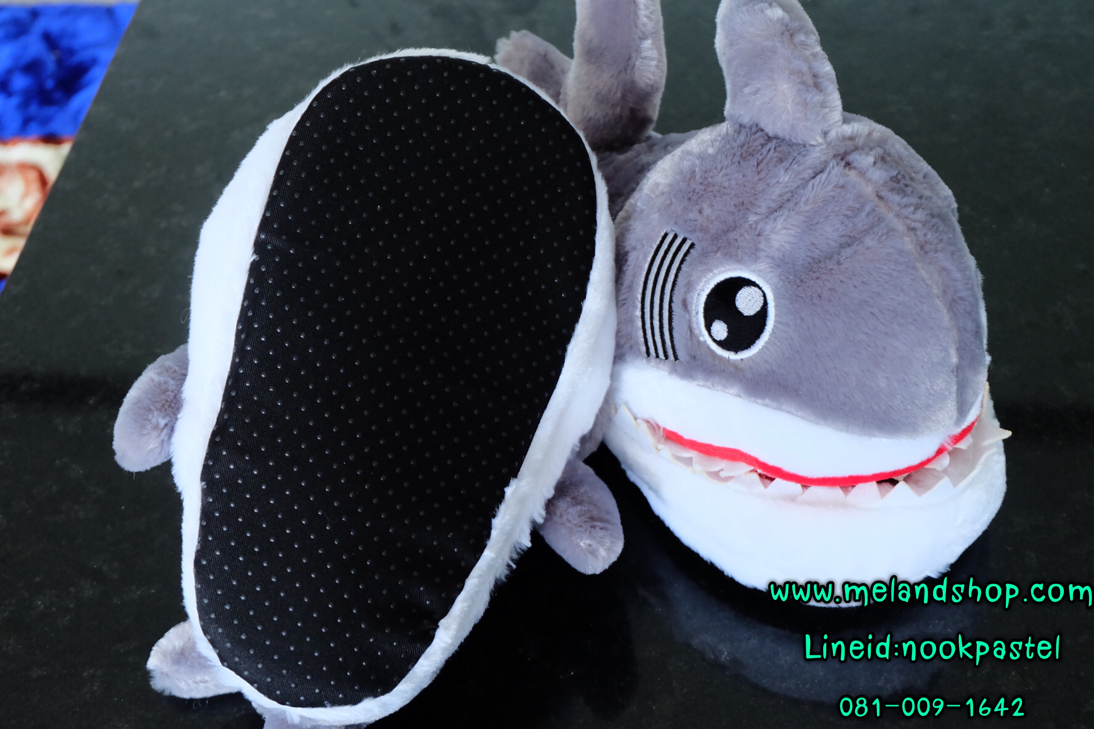 รองเท้าใส่ในบ้าน ปลาฉลาม