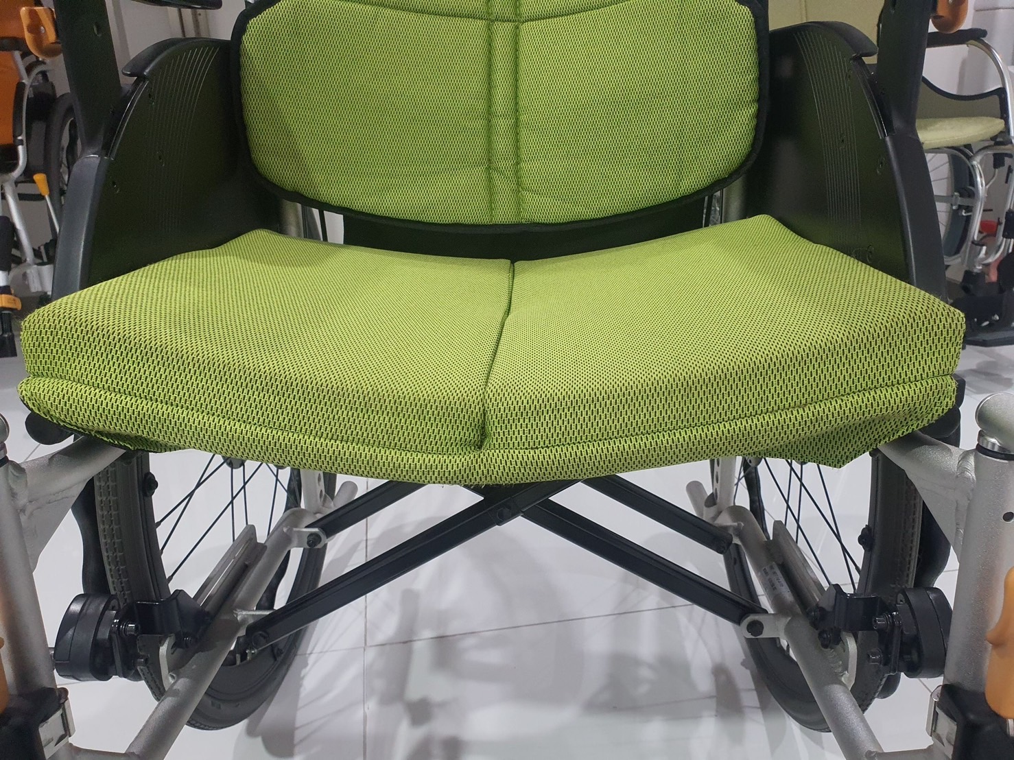 รถเข็นแบรนด์ญี่ปุ่น Matsunaga Wheelchair (車いす) รุ่น NEXT-51B ดีไซน์สวย พนักพิงปรับระดับได้ หลากหลายฟังก์ชั่น