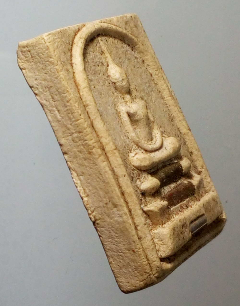 รหัสสินค้า พระสมเด็จ วัดต่างๆ 473 พระสมเด็จเนื้อผงฝังตะกรุด 3 กษัตริย์ หลวงพ่อคูณ วัดบ้านไร่ จังหวัดนครราชสีมา รุ่นเสาร์ 5 ปี 36