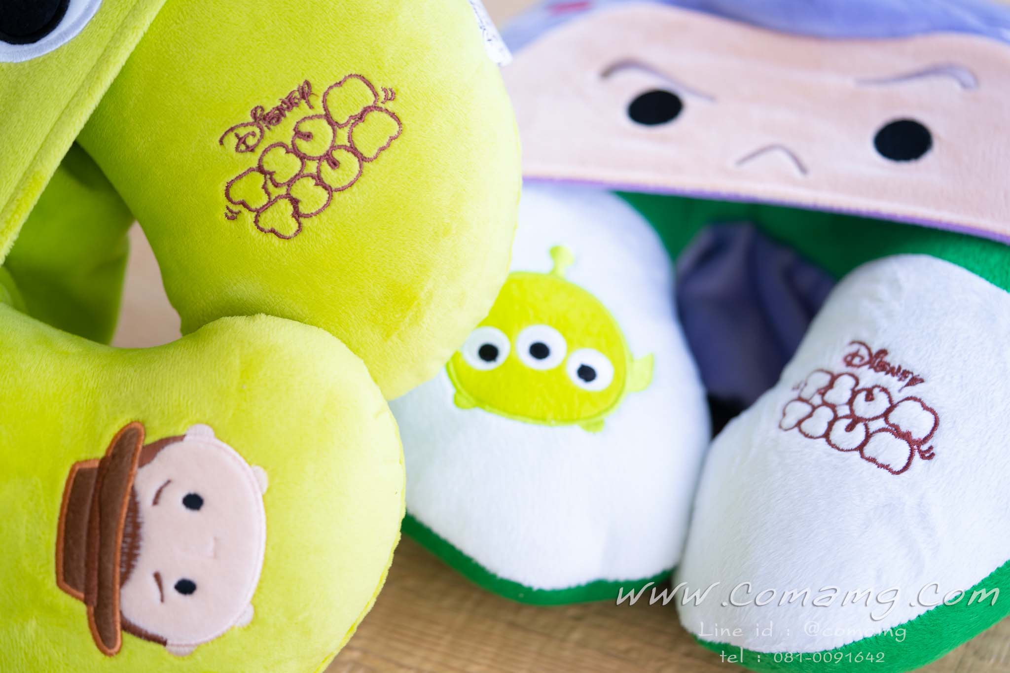 หมอนรองคอมีหมวก บัสไลท์เยียร์&เอเลี่ยน3ตา (ในเรื่องToy story )