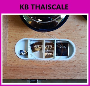 ชุดลูกตุ้มน้ำหนักสแตนเลส2กิโล พร้อมกล่องไม้บุกำมะหยี่ ที่คีบ ถุงมือ และผ้าเช็ดตุ้ม สำหรับสอบเทียบ เครื่องชั่งน้ำหนักดิจิตอลทุกชนิด สอบเทียบน้ำหนักชั่งไม่เกิน2กิโล(ใบเซอร์ฯ ISO 17025 สอบถามเพิ่มเติม)