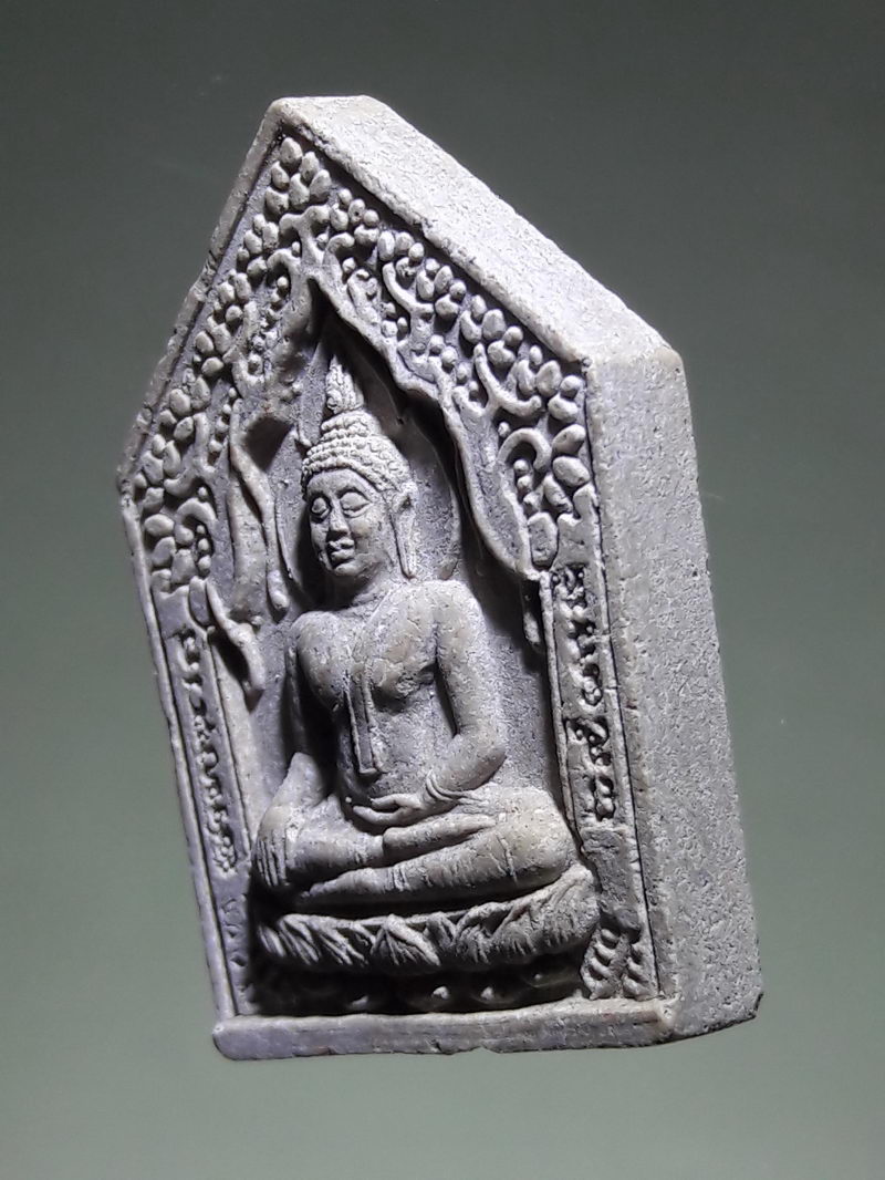 รหัสสินค้า พระเนื้อดิน ผง ว่าน 10275 พระขุนแผน หลังจิ้งจกสองหาง เนื้อผงฝังตะกรุด วัดไทรย้อย อยุธยา