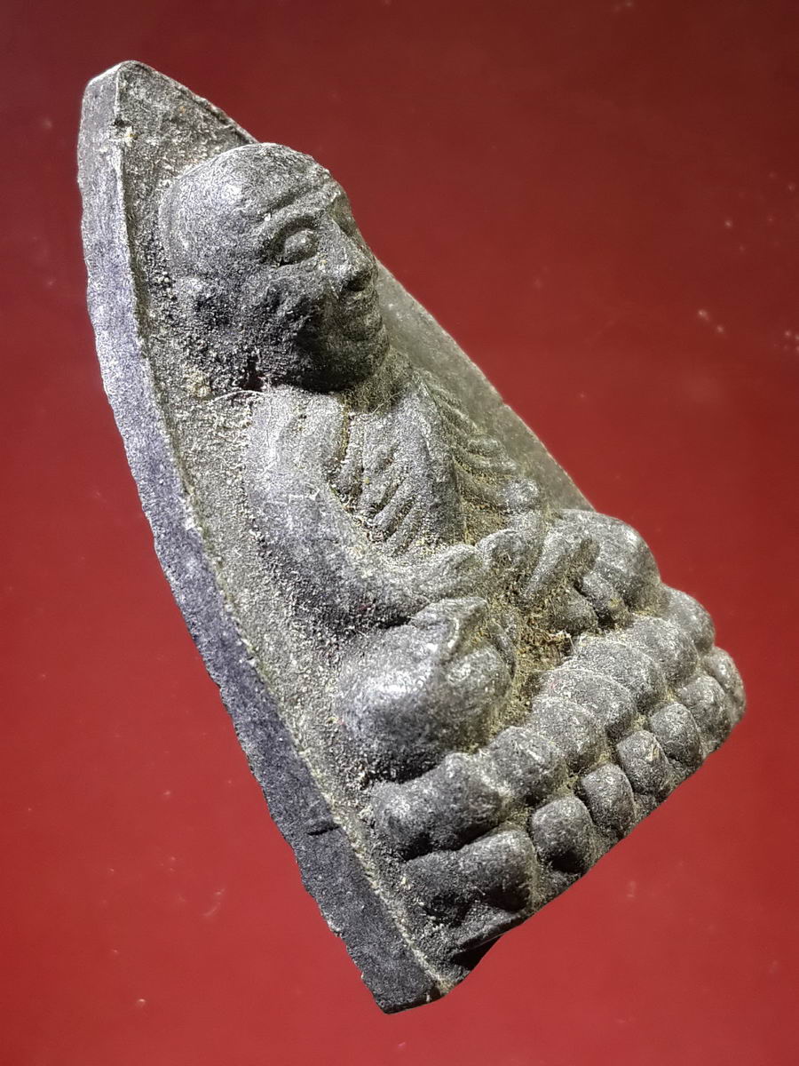 รหัสสินค้า หลวงปู่ทวด วัดต่างๆ 140 หลวงปู่ทวด เนื้อว่าน ด้านหลังมีชื่อย่อฉายาทางพระ สุจิตโสภณ