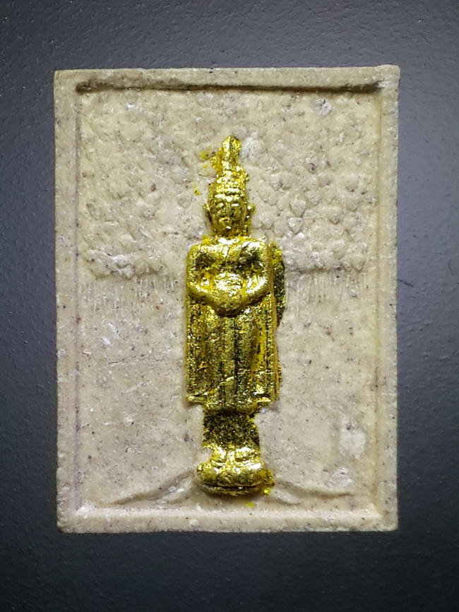 รหัสสินค้า พระมีกล่อง 383 พระประจำวันพุธเนื้อผง ที่ระลึกสร้างอุโบสถวัดหัวลำโพง บางรัก สี่พระยา กรุงเทพฯ หลวงปู่วิเวียร วัดดวงแข ร่วมปลุกเสก
