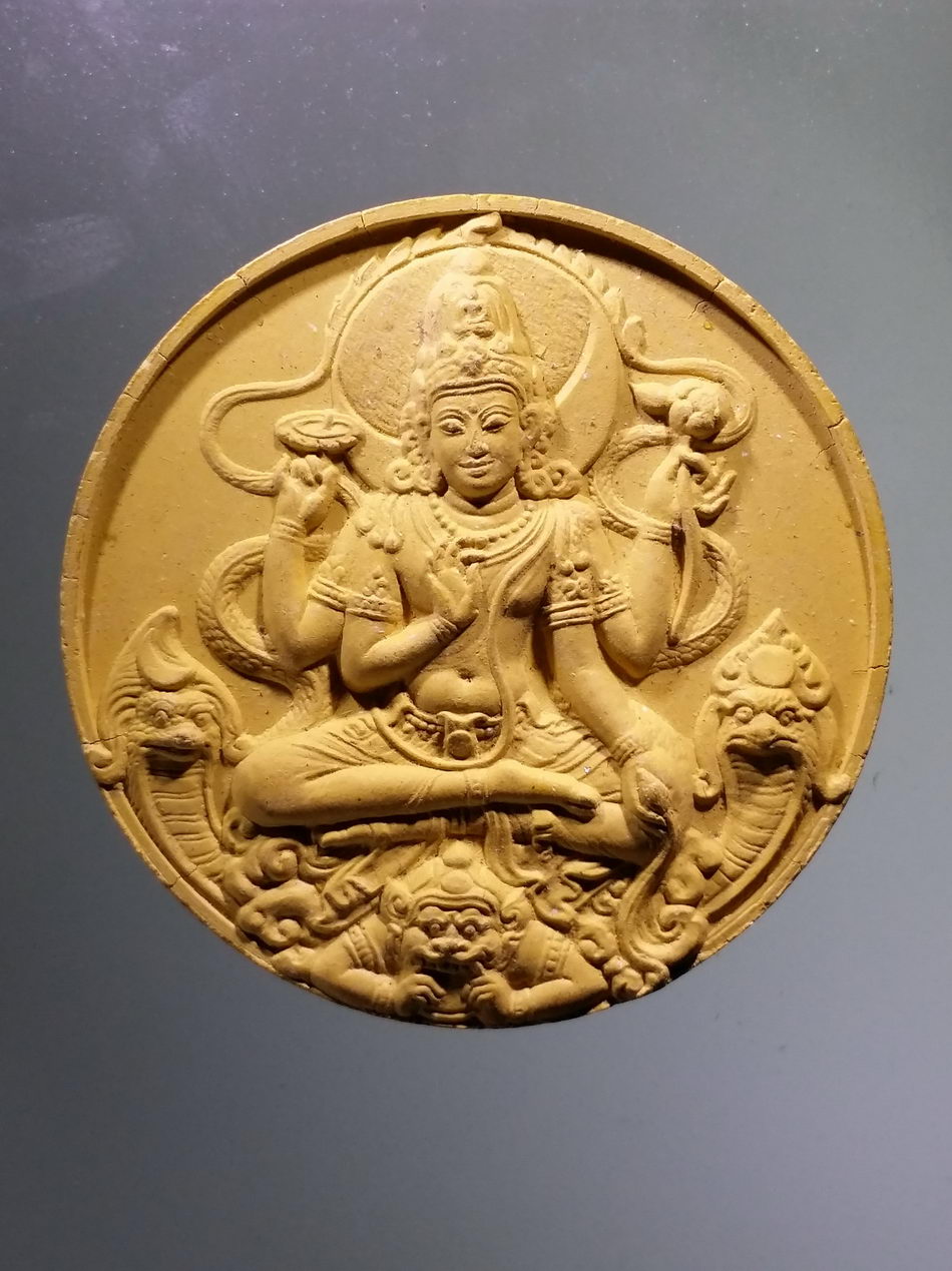 รหัสสินค้า จตุคามรามเทพ 227 พระนารายณ์มหาเทพ รุ่นสัจจะอธิษฐาน พิมพ์หลังเทวานนพเคราะห์ และพญานาค หายาก ไม่มีกล่องนะครับ