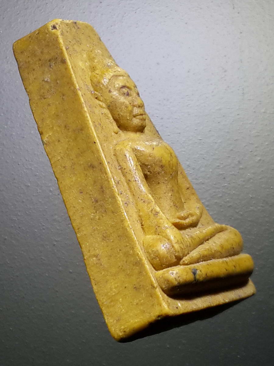 รหัสสินค้า พระไม่ทราบที่ 456 พระผงสุพรรณ หลังยันต์ห้า ไม่ทราบที่ พระรายการนี้ให้เช่าบูชาแล้ว