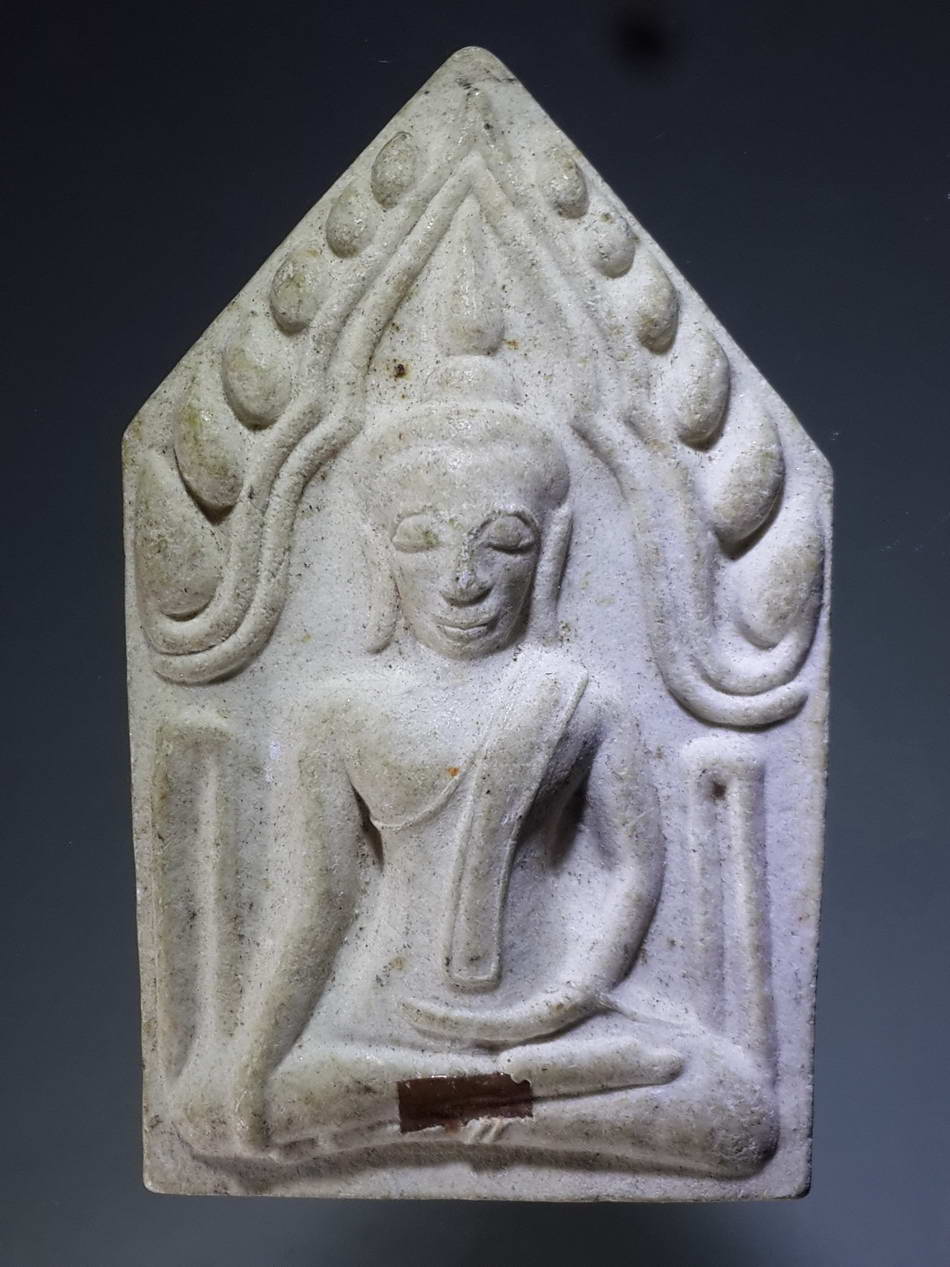 รหัสสินค้า พระเนื้อดิน เนื้อผง เนื้อว่าน 1239 พระขุนแผนเนื้อผงฝังตะกรุด หลวงพ่อชอบ รุ่นชอบเงินสด วัดสว่างอารมณ์จังหวัดสุพรรณบุรี