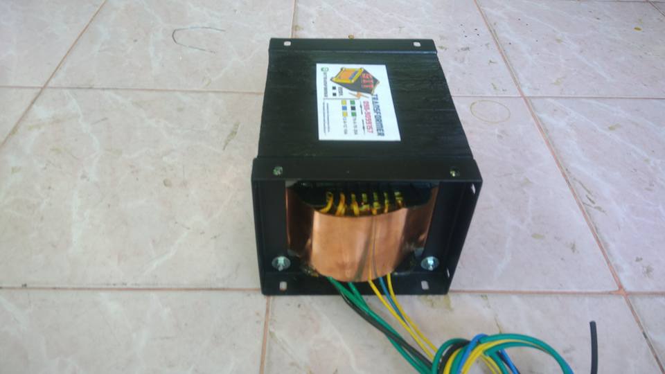 หม้อแปลงไฟ 70-0-70 20A