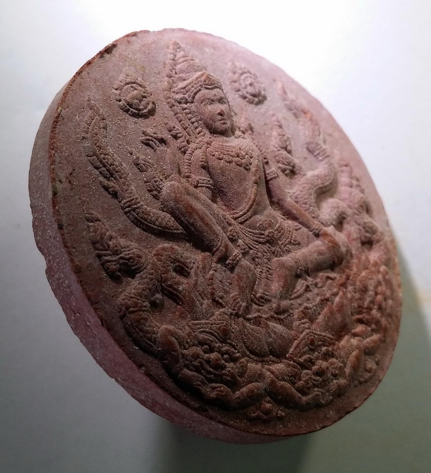 รหัสสินค้า จตุคามรามเทพ 162 พระเทวราชโพธิสัตว์ จตุคามรามเทพ หลังพระพิฆเณศวร เนื้อว่านแดง ไม่ทราบรุ่น พระรายการนี้ให้เช่าบูชาแล้ว