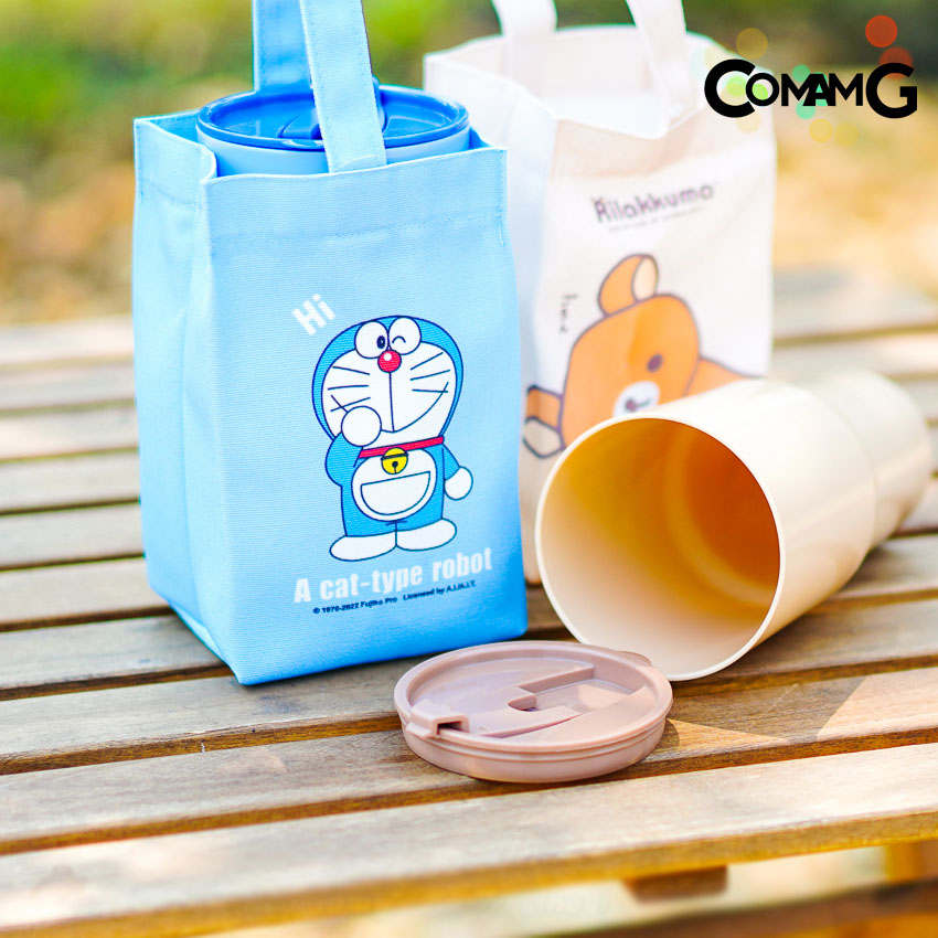 แก้วน้ำพลาสติกลายน่ารักพร้อมกระเป๋า พร้อมกระเป๋ามีฝาปิด แก้วพลาสติก ลายการ์ตูนลิขสิทธิ์แท้