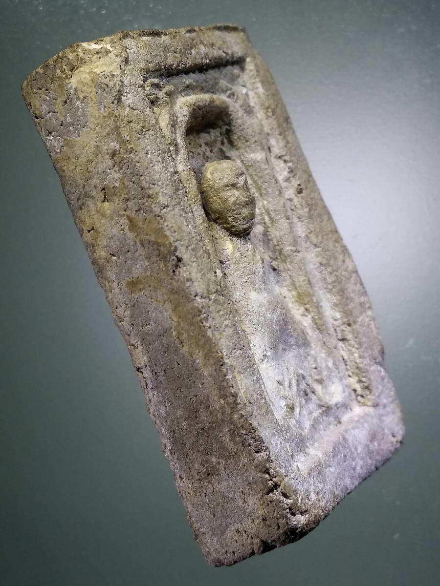 รหัสสินค้า หลวงปู่ทวด วัดต่างๆ 442 หลวงปู่ทวด วัดช้างให้ จังหวัดปัตตานี พิมพ์กลักไม้ขีด พระหลัก ตระกูลสูง ดูไม่ขาดขายสองราคา