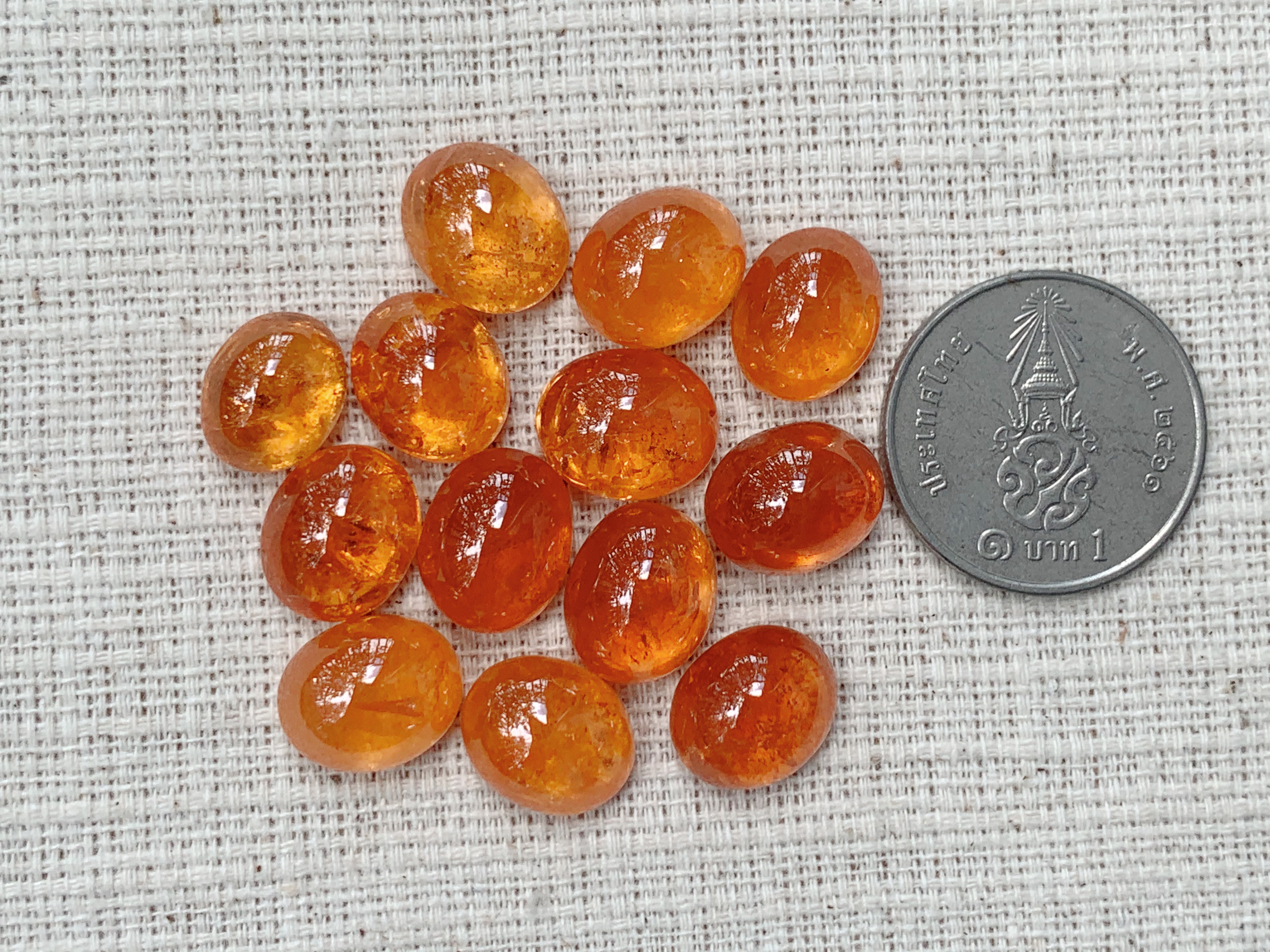 สเปสซาไท 81.85 กะรัต