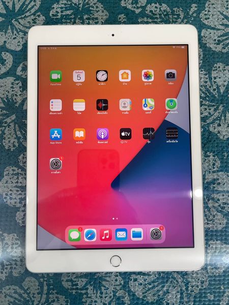 ( SOLD OUT ) iPad Gen5 32GB ใส่ซิมได้ Model TH