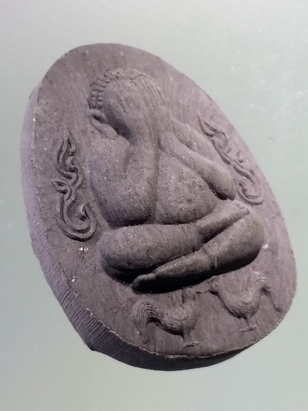 Antig Pim 224 พระปิดตา กนกข้าง ฐานไก่ รุ่นรวยมหาศาล หลวงพ่อลำใย วัดทุ่งลาดหญ้า จังหวัดกาญจนบุรี