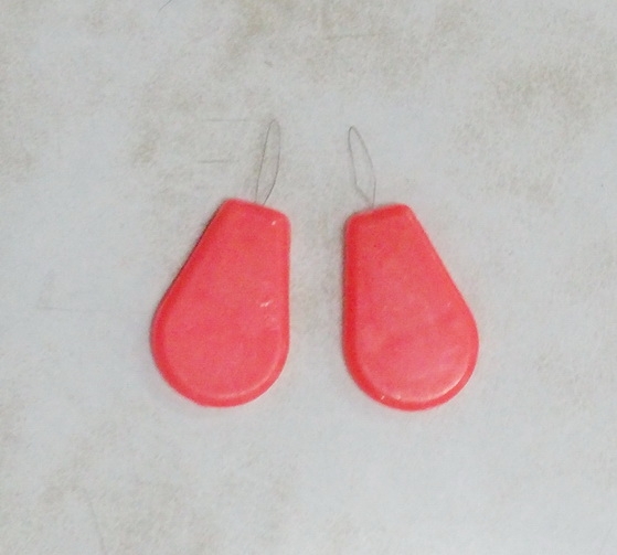 ที่สนเข็มมี 2 แบบ Pine Needles