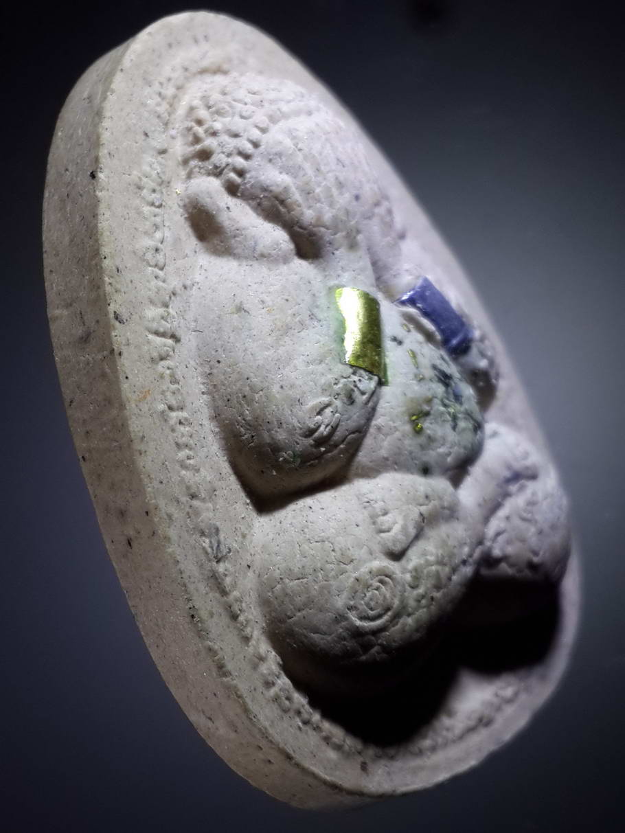 รหัสสินค้า พระปิดตา ทั่วไป 173 พระปิดตาเนื้อผงฝังตะกรุด โรยชนวนพระบูชา ติดจีวร หลวงปู่สีห์ วัดโต่งโต้น พระรายการนี้ให้เช่าบูชาแล้ว