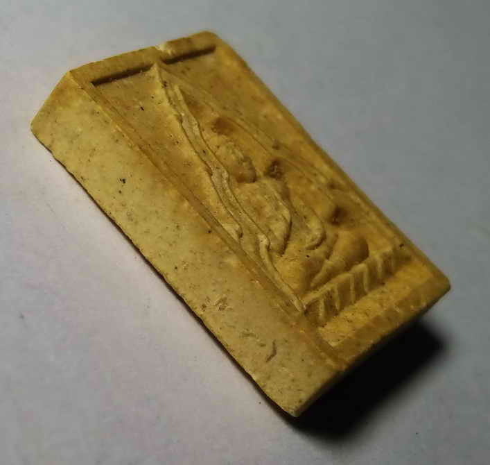 รหัสสินค้า พระเนื้อดิน เนื้อผง เนื้อว่าน 175 พระผงพิมพ์พระพุทธประทานพร ไม่ทราบที่