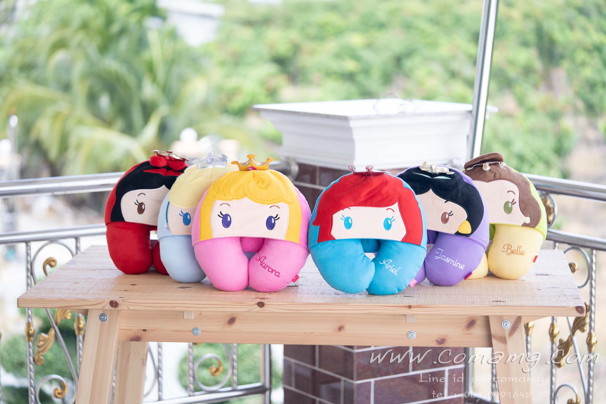 หมอนรองคอมีหมวก เจ้าหญิงแอเรียล จัสมิน อโลล่า สโนไวท์ เบล ซิลเดอร์เลล่า